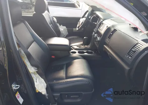 2021 Toyota Sequoia Nightshade Special Edition из США, поврежденный, VIN 5TDHY5A19MS076190